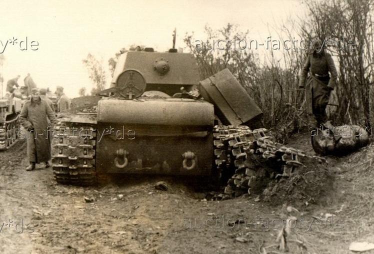 КВ-1 Выборг 1944г. Big_kv1-F32-90mm-001-005